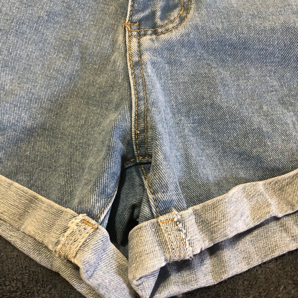 SHEIN • Rolled Cuff Denim Shorts - Picture 6 of 13